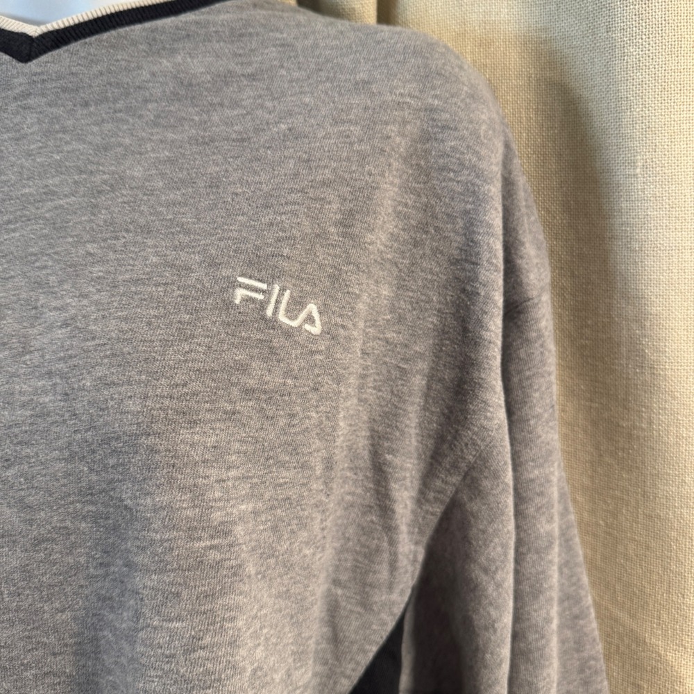 Fila V Neck Long Sleeve Cropped Sweatshirt Gray Black Trim Athleisure - Picture 3 of 6